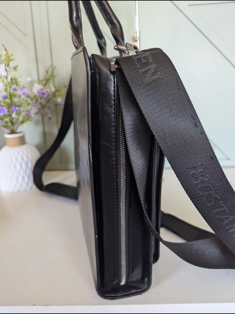 BOSTANTEN Carol Women's Leather Briefcase.